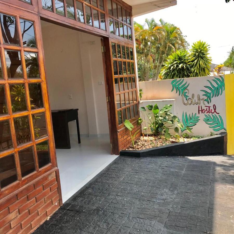 Colibri Hostel Puerto Iguazú Extérieur photo