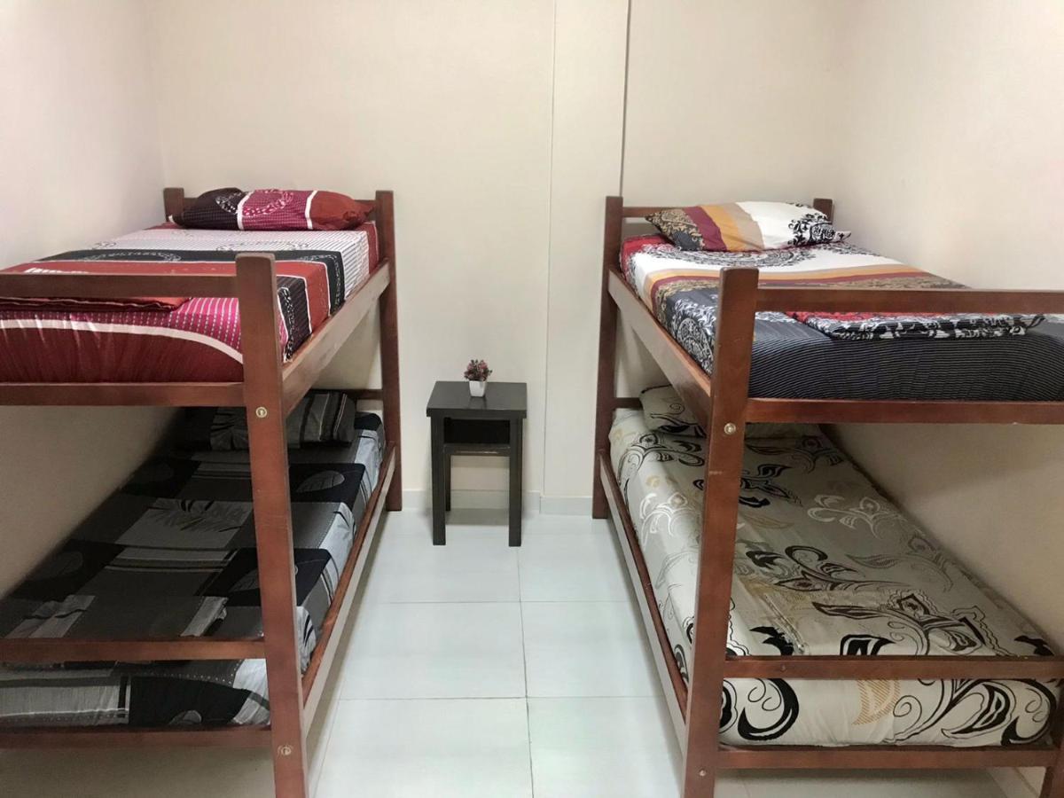 Colibri Hostel Puerto Iguazú Extérieur photo